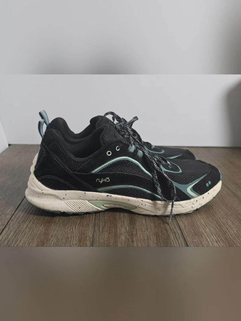 Ryka Black Size 10 Women Sky Walk Trail Sneaker Shoe